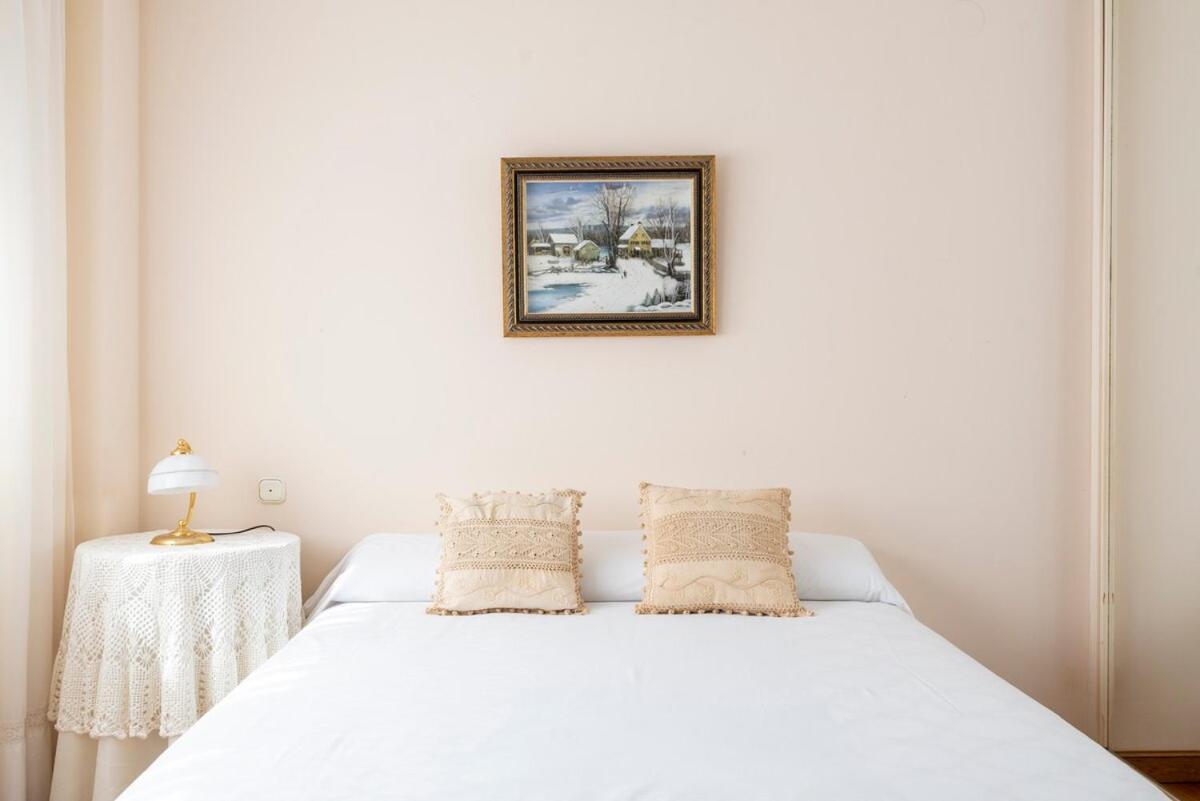 Casa Con Jardin En Gama Villa Bárcena de Cicero Eksteriør bilde