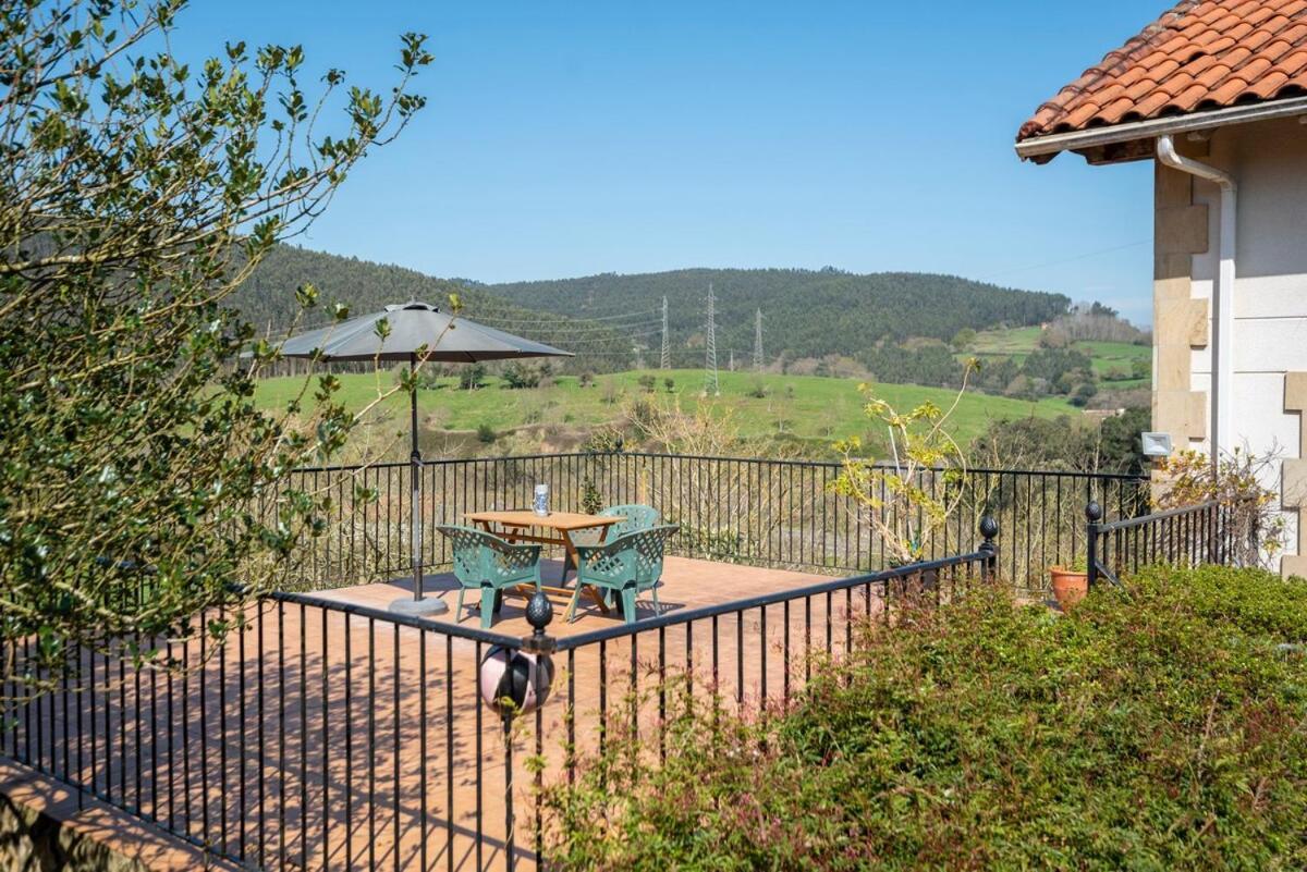 Casa Con Jardin En Gama Villa Bárcena de Cicero Eksteriør bilde